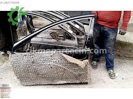 Dodge Intrepid Sol Ön Kapı çıkma parça