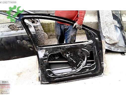 Dodge Intrepid Sol Ön Kapı çıkma parça