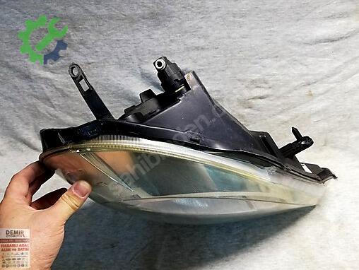 Renault Kangoo Sağ Ön Far çıkma parça