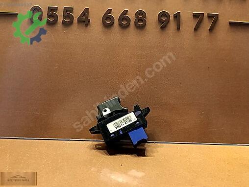 Kia Cerato Cam Düğmesi 93591-A7100 çıkma parça