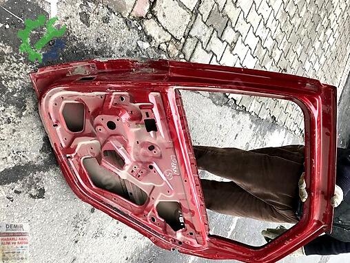 Dacia Logan Sağ Arka Kapı çıkma parça