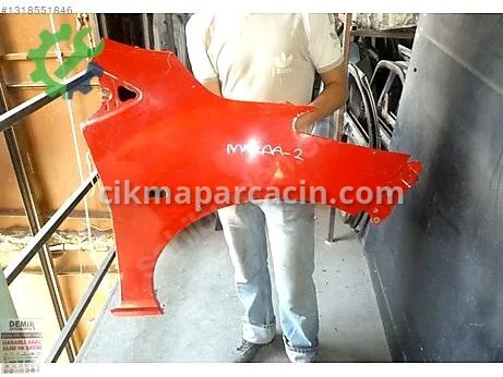 Mazda 2 Sağ Ön Çamurluk çıkma parça