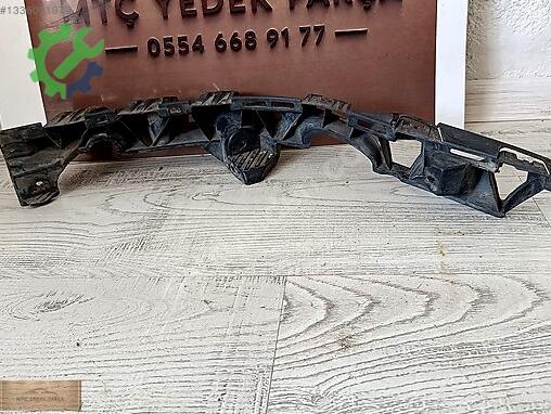 Renault Megane Far Braketi 8200114674 çıkma parça