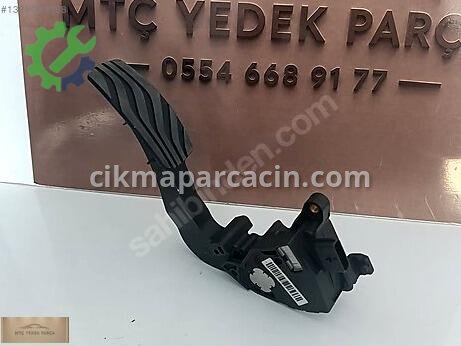 Renault Megane Gaz Pedalı çıkma parça