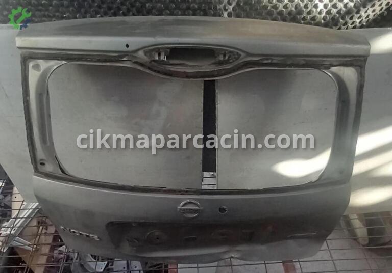 Nissan Note Bagaj Kapağı çıkma parça