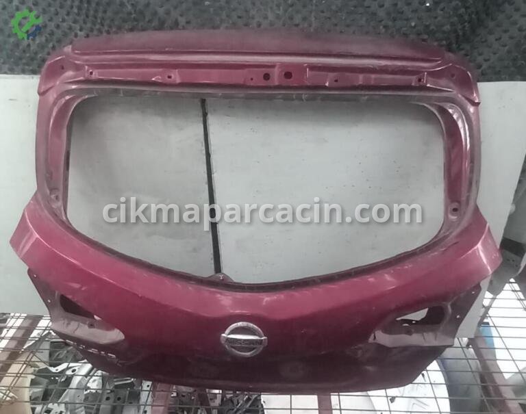 Nissan Pulsar Bagaj Kapağı çıkma parça