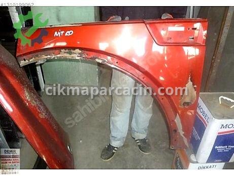 Dodge Nitro Sol Ön Çamurluk çıkma parça