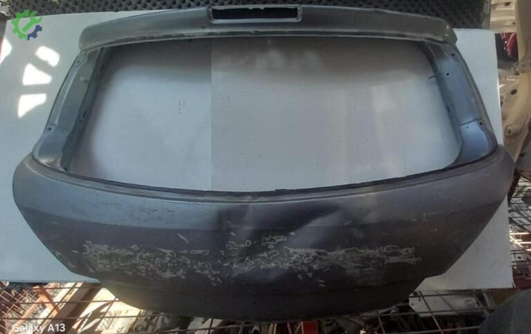 Opel Corsa Bagaj Kapağı çıkma parça