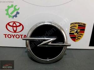 OPEL CORSA F BAGAJ AMBLEMİ ORJİNAL 39185224