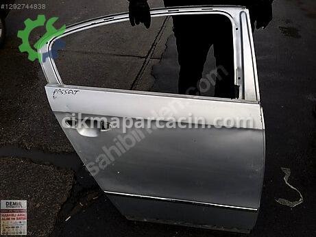 Volkswagen Passat Sağ Arka Kapı çıkma parça