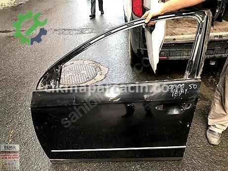Volkswagen Passat Sol Ön Kapı çıkma parça