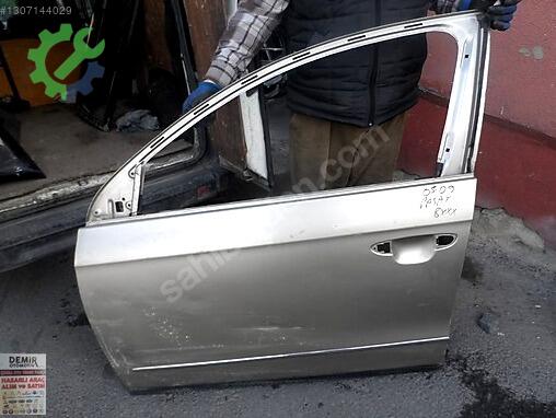 Volkswagen Passat Sol Ön Kapı çıkma parça