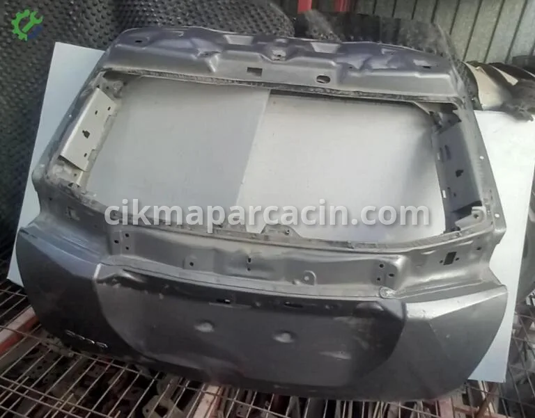 Peugeot 2008 Bagaj Kapağı çıkma parça