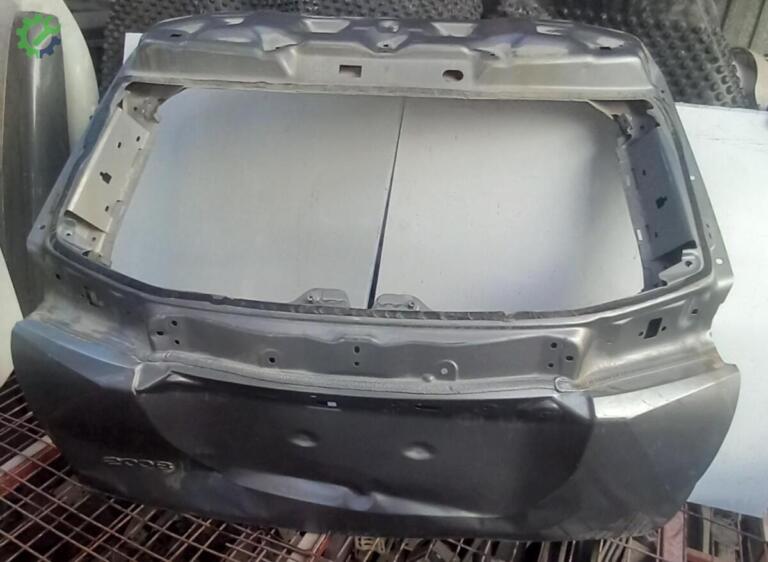 Peugeot 2008 Bagaj Kapağı çıkma parça