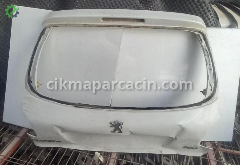 Peugeot 206 Bagaj Kapağı çıkma parça