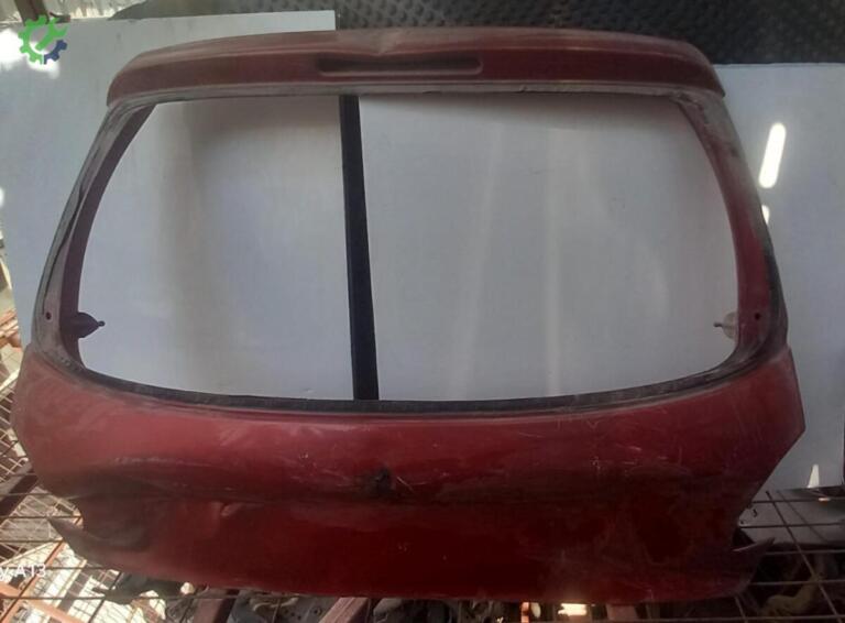 Peugeot 206 Bagaj Kapağı çıkma parça