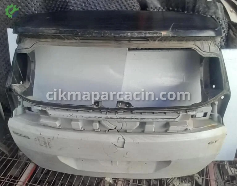 Peugeot 5008 Bagaj Kapağı çıkma parça