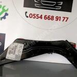 PEUGEOT 307 ÇAMURLUK BAĞLANTI BRAKETİ SAĞ ORJİNAL 7120HS