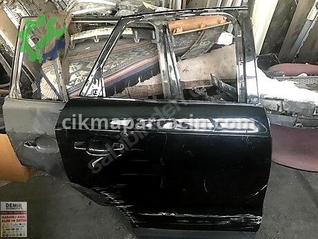 Audi Q3 Sağ Arka Kapı çıkma parça