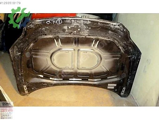 Audi Q7 Kaput çıkma parça
