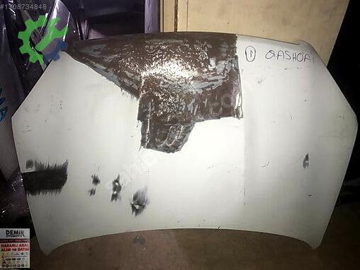 Nissan Qashqai Kaput çıkma parça