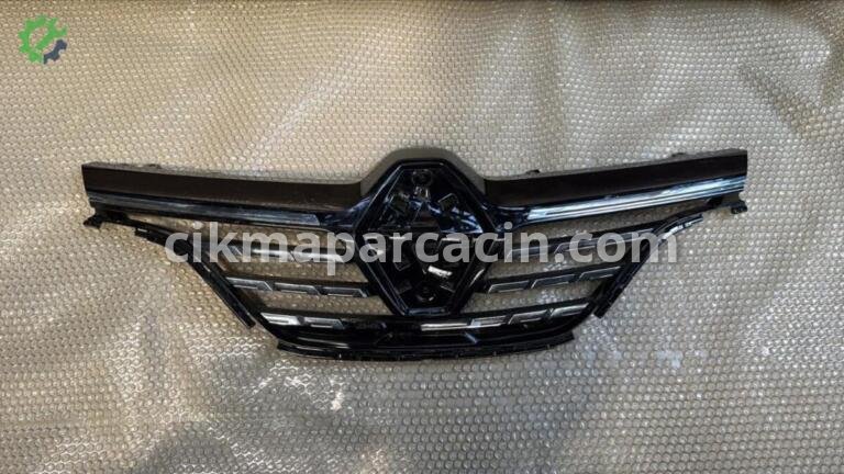 Renault Megane Ön Panjur çıkma parça