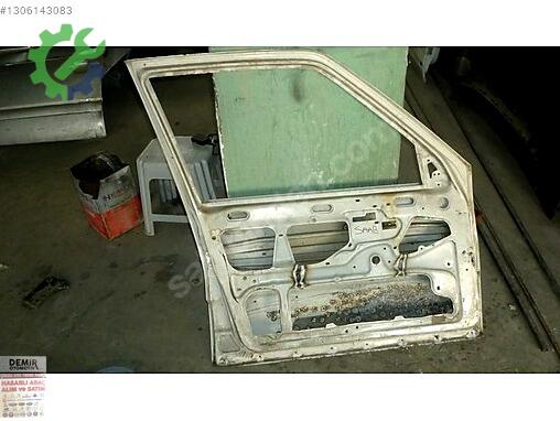 Saab 900 Sol Ön Kapı çıkma parça