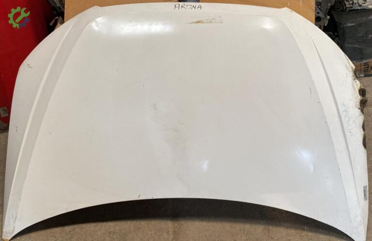 Seat Arona Kaput çıkma parça