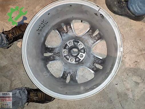 Land Rover Jant çıkma parça