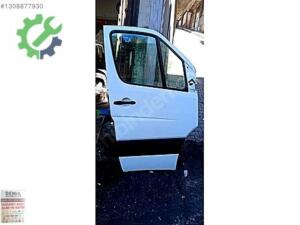 SPRİNTER SAĞ ÖN KAPI HATASIZ DOLU MERCEDES ORJİNAL ÇIKMA PARÇA