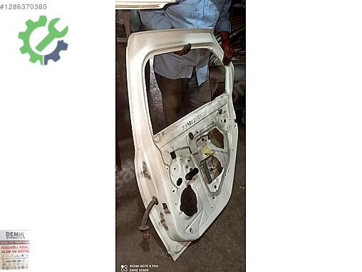 Renault Symbol Sağ Arka Kapı çıkma parça