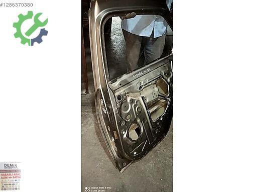 Renault Symbol Sağ Arka Kapı çıkma parça