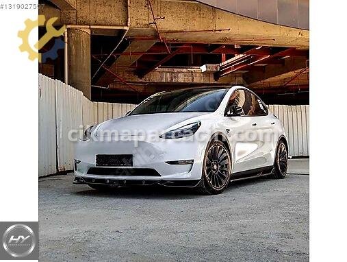 Tesla Model Y Marşpiyel Kaplaması çıkma parça