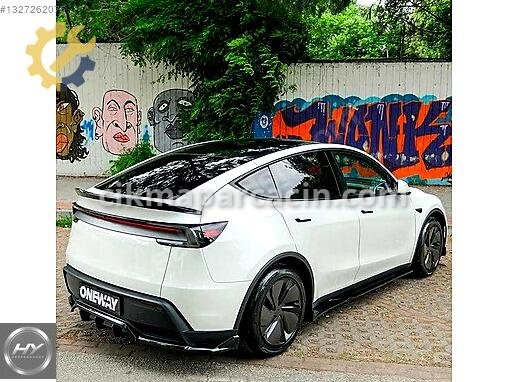 Tesla Model Y Bagaj Spoyleri çıkma parça
