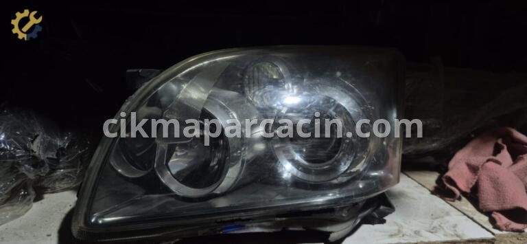 Toyota Avensis Far çıkma parça