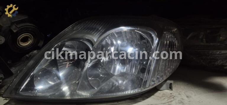 Toyota Corolla Far çıkma parça