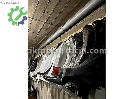Toyota Corolla Çamurluk çıkma parça