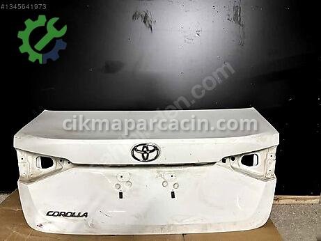 Toyota Corolla Bagaj Kapağı çıkma parça