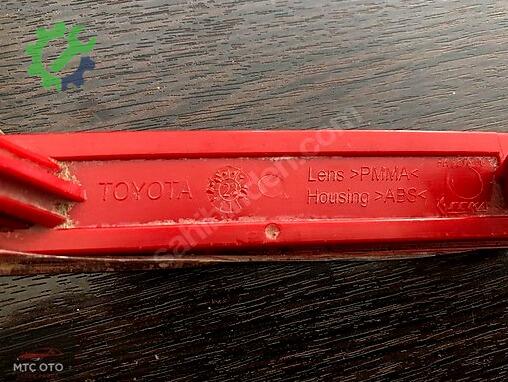 Toyota Corolla Tampon Reflektörü çıkma parça