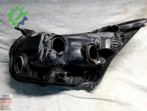 Ford Transit Sağ Ön Far çıkma parça