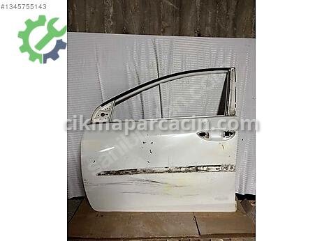 Toyota Auris Sol Ön Kapı çıkma parça
