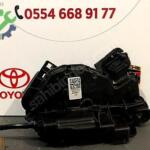 VOLKSWAGEN PASSAT B8 SOL ÖN KAPI KİLİDİ ORJİNAL 5NB837015E