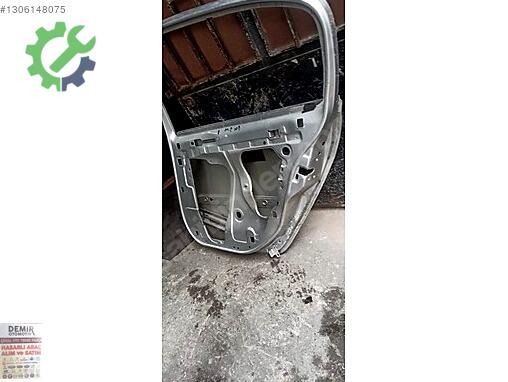 Renault Megane Sağ Arka Kapı çıkma parça