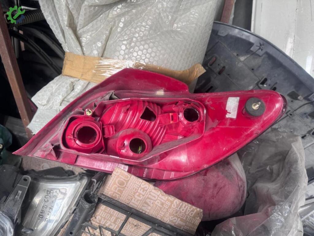 Peugeot 307 Sol Stop çıkma parça