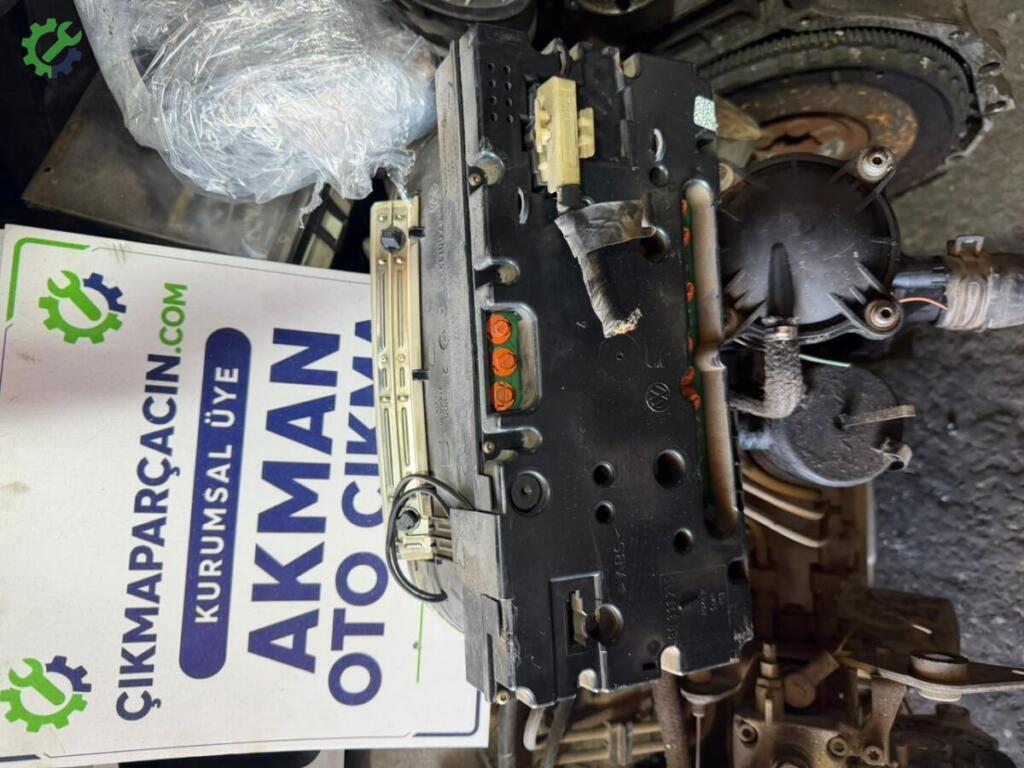 Volkswagen Caddy Kilometre Saati 87001323 çıkma parça