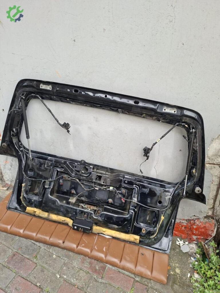 Jeep Grand Cherokee Bagaj çıkma parça