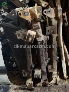 Tofaş SLX Motor Ön Travers Çıkma Orijinal Beşik Doğan Şahin Kartal Tempra
