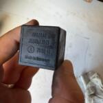 Ford Escort Sierra Fiesta Flaşör Rölesi Çıkma Orijinal Germany 3 Pin 719041