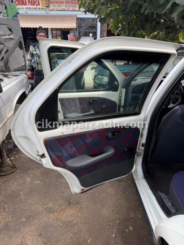 Fiat Siena Sol Arka Kapı çıkma parça