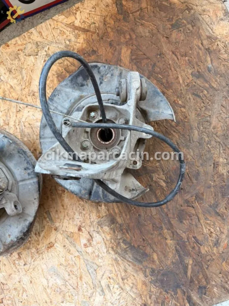 BMW X5 Arka Taşıyıcı 1095239 çıkma parça